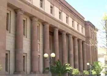 Violenza sulla nipote 13enne, pena ridotta in appello a Sassari