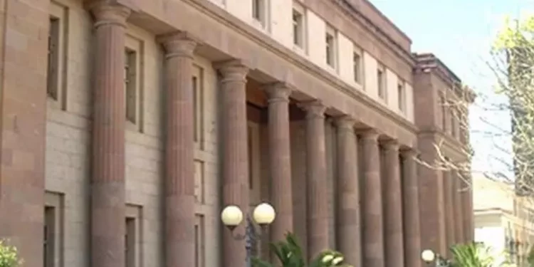 Violenza sulla nipote 13enne, pena ridotta in appello a Sassari