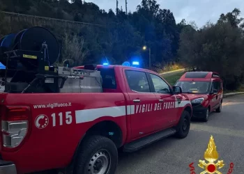 Bidella sviene per esalazioni vernici in scuola a Sassari