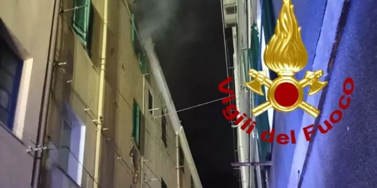 Alghero, appartamento distrutto dal fuoco e palazzina inagibile