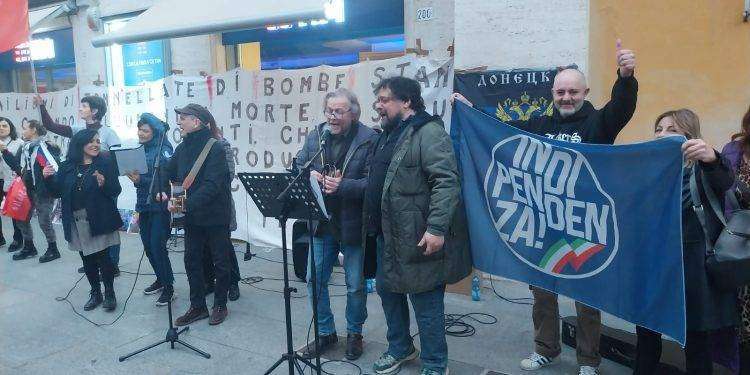 “No al riarmo europeo”, in centinaia in piazza a Modena