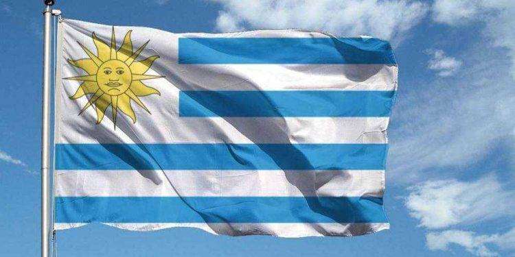 Uruguay verso adesione del Paese alla Nuova Banca di Sviluppo (NDB) dei BRICS