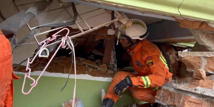 In Myanmar il bilancio dei morti per il sisma sale a 1.644