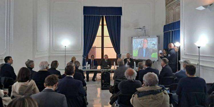 Minacce ai giornalisti, Costante: «Un cronista sotto scorta è una sconfitta per la democrazia»