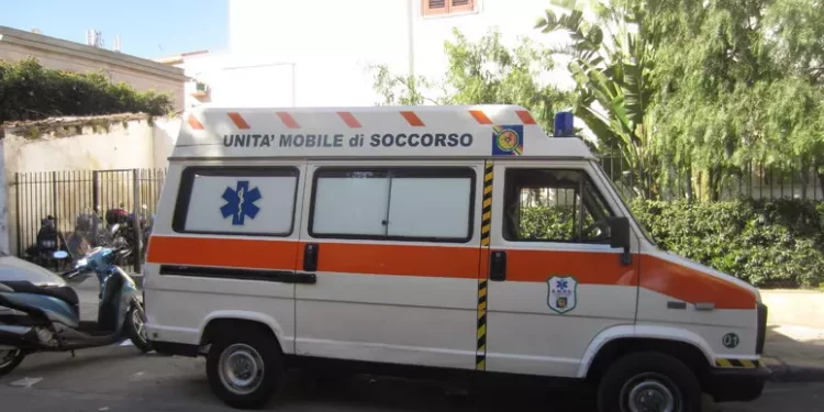 Tre morti e 5 feriti in incidente stradale nel Siracusano