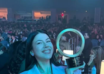 La rapper italiana Anna premiata ai Billboard Women a Los Angeles