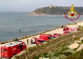 Morta a Cagliari col fidanzato: autopsia, ferite da caduta scogli