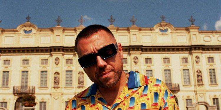 Coez protagonista al concerto di Pasquetta ad Arzachena