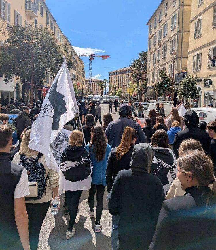 Corsica, continua la mobilitazione contro la riforma dei licei agricoli