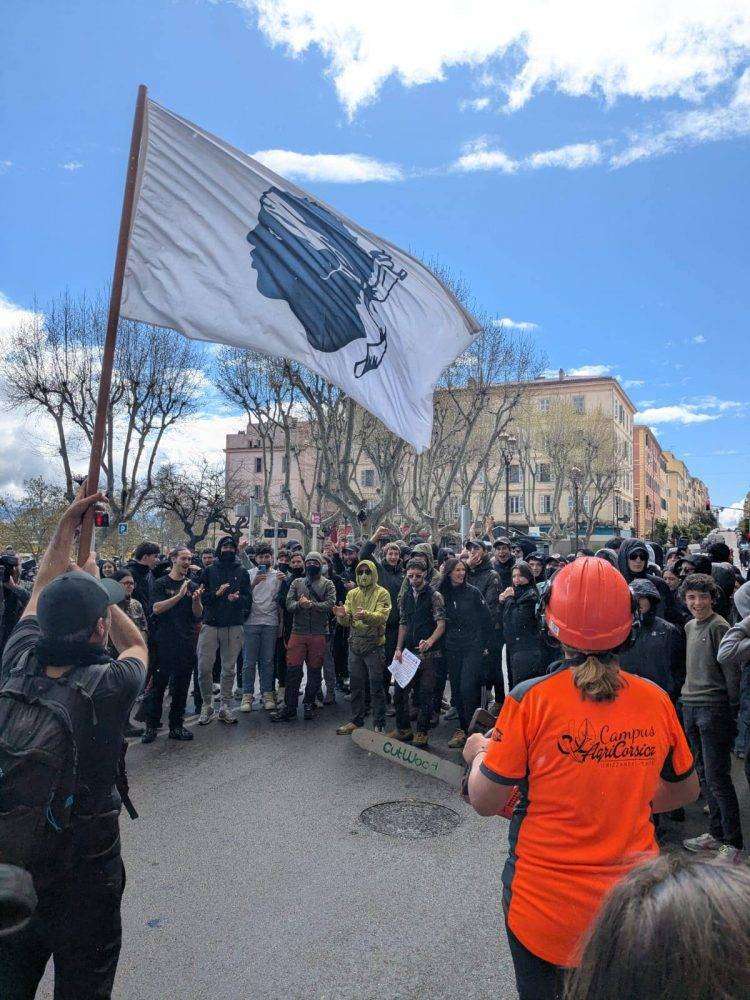 Corsica, continua la mobilitazione contro la riforma dei licei agricoli