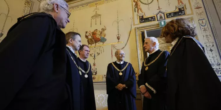 Consulta, ‘almeno 4 ore d’aria per i detenuti al 41bis’