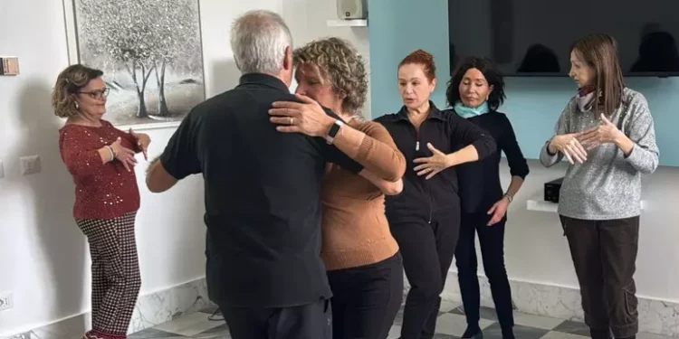 Danzaterapia per pazienti nei percorsi della terapia del dolore