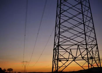 Infrazione Ue contro Roma su riforma del mercato elettrico