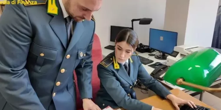 Riciclava i soldi della camorra, maxi confisca da 294 milioni: sequestri anche in Sardegna