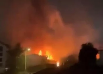Incendio in una discoteca in Macedonia del Nord, 50 morti