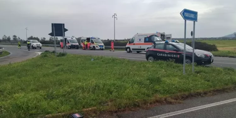 Scontro tra due auto a Pabillonis, quattro feriti, due gravi