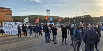 Protesta a oltranza a Portovesme, Todde riceve i sindacati e chiede incontro a Urso