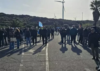 Urso convoca tavolo Portovesme, stop sciopero e blocco cancelli