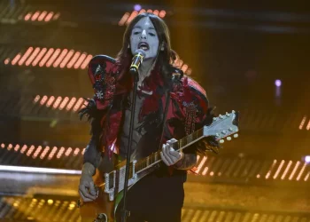 Arriva in Sardegna il nuovo tour di Lucio Corsi