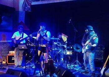 Mom’s Spaghetti live al Jester Club, il nuovo progetto musicale tutto sardo: l’intervista