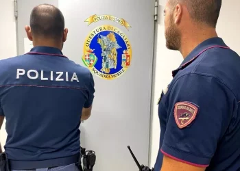 Tenta di estorcere denaro a una donna, arrestato a Cagliari