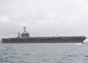 Houthi rivendicano secondo attacco a portaerei Usa in Mar Rosso