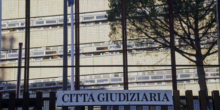 Paragon, la procura di Roma apre un fascicolo contro ignoti dopo la denuncia di Fnsi e Ordine