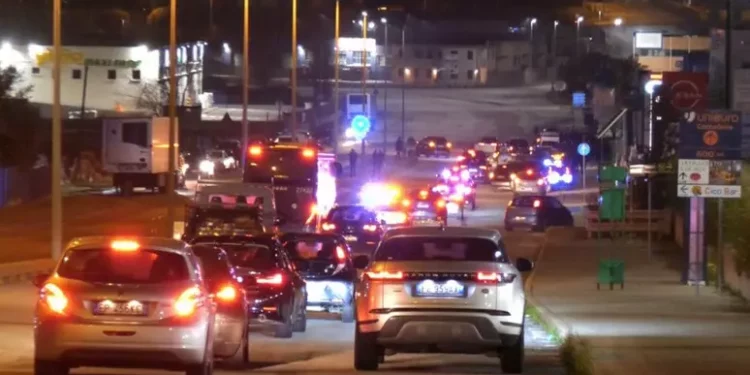 Monta la protesta dei pastori nel Nuorese, corteo sulla 131