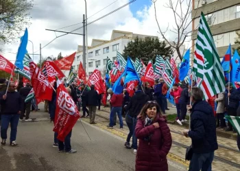 Sanità nord Sardegna al collasso, sindacati in piazza a Sassari