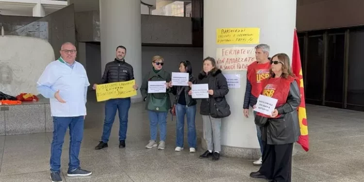 Operatori sanitari in Consiglio regionale, ‘pronti con le tende’