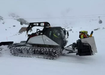Valanga travolge tre scialpinisti in Trentino, uno è morto