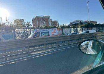 Cagliari, tamponamento sull’Asse mediano: traffico bloccato per chilometri