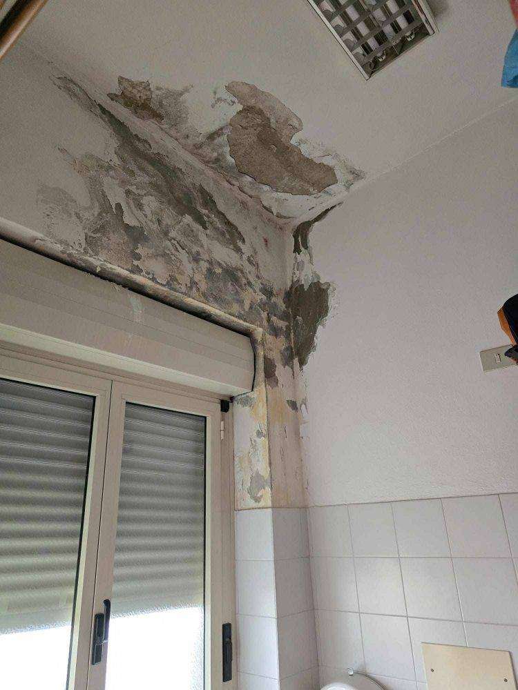 Senorbì, nella sede del 118 muffa e perdite