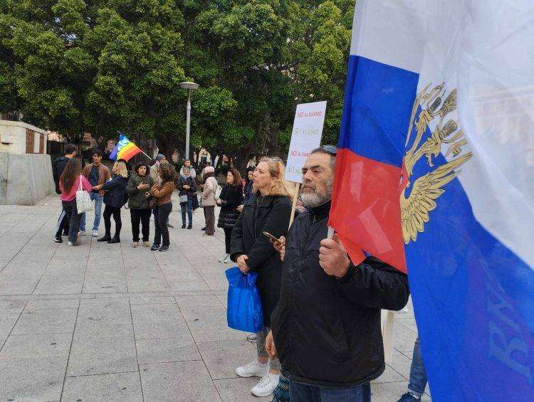 No riarmo, no sanzioni alla Russia, a Cagliari in piazza chi vuole la fine della guerra