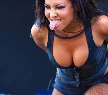 Carla Harvey (ex-Butcher Babies) pubblica “Sick Ones ft. John5”, il primo singolo del nuovo progetto The Violent Hour