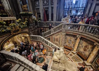 Da domenica 27 possibili le visite alla tomba del Papa