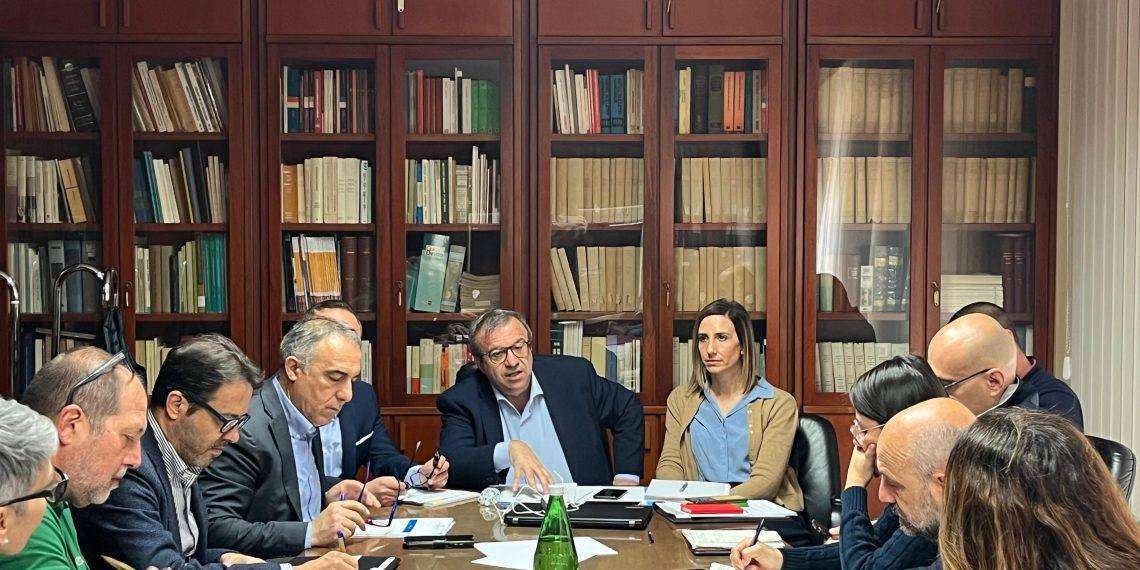 Vertenza lavoratori Porto Canale Cagliari, gli assessori Cani e Manca incontrano i sindacati