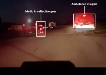 Il Nyt pubblica un video delle ambulanze colpite a Gaza con le luci di emergenza accese