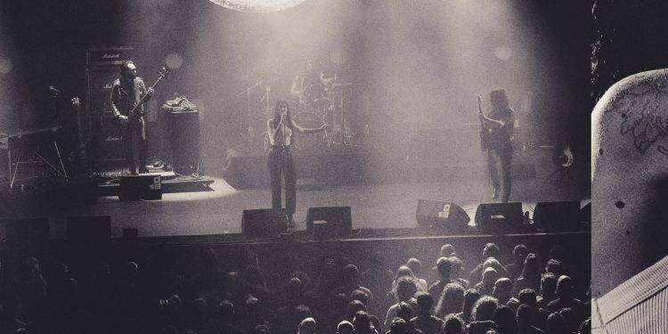 I Messa nella top 20 degli album più venduti in formato fisico in Italia