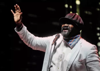 Primi nomi degli artisti di Dromos a Tharros a fine luglio