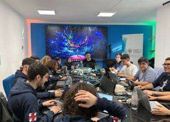 Regione, 40 studenti sardi affrontano la prestigiosa maratona Defcon CTF sulla sicurezza digitale