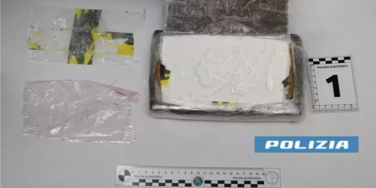 Sgominata banda di spacciatori nell’Oristanese, cinque arresti