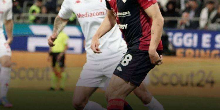 Calcio, il Cagliari perde in casa contro la Fiorentina