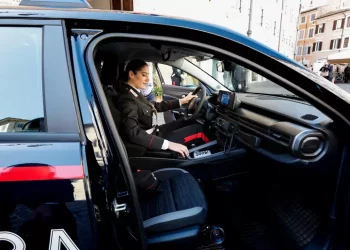 Rapine a mano armata e furti in casa, due indagati a Orosei