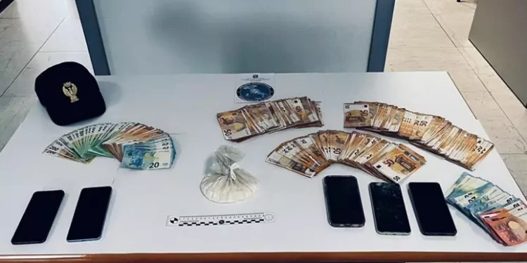 Cocaina e 22mila euro in contanti, tre arresti ad Alghero