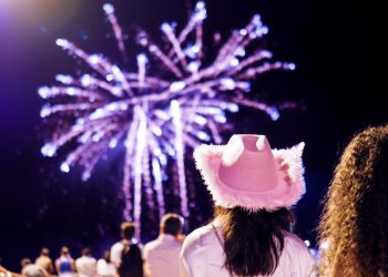 La Notte Rosa fa 20 anni, Romagna in festa al solstizio d’Estate