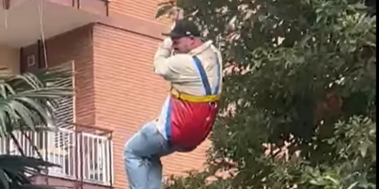 Guasto alla funivia del Monte Faito, soccorsi 16 passeggeri: persi i contatti con una delle cabine