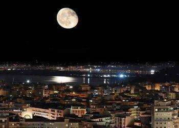 Un blackout blocca Cagliari, panico in centro