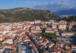 Locazione di due locali per uso commerciale all’interno dell’ex mercato civico di Nuoro