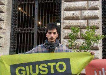 Ultima Generazione, scarti di verdura al Ministero dell’Agricoltura